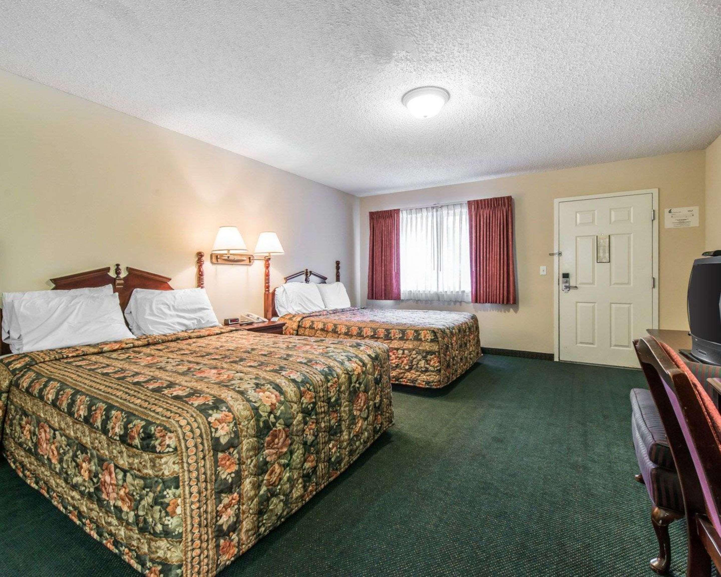 Quality Inn & Suites Manitou Springs At Pikes Peak Exterior foto