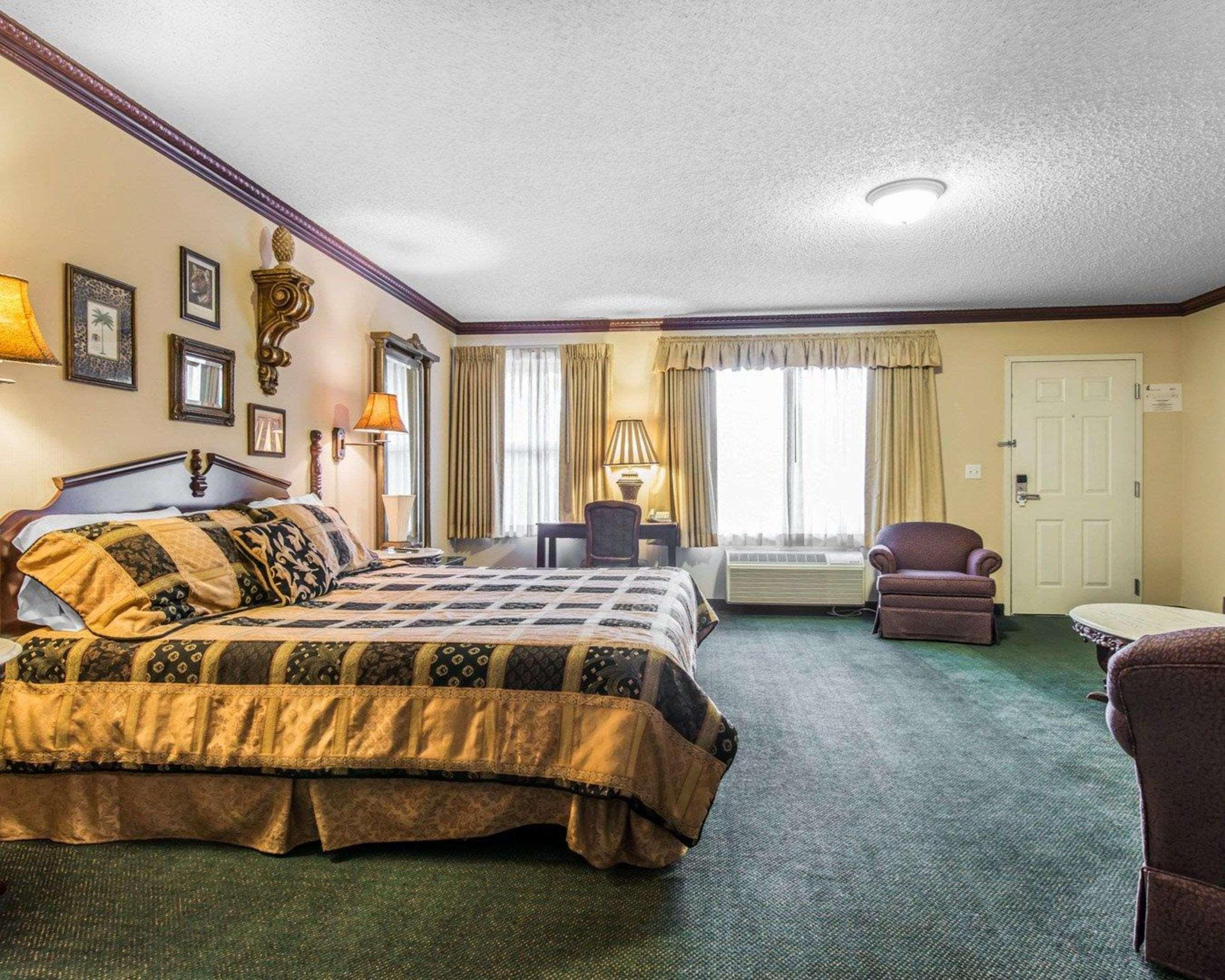 Quality Inn & Suites Manitou Springs At Pikes Peak Exterior foto
