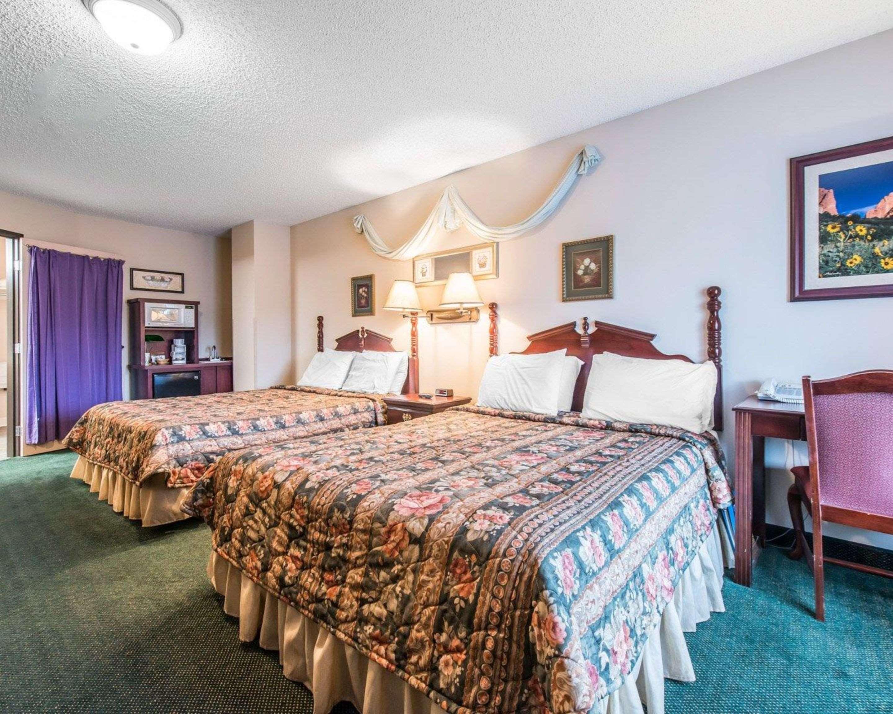 Quality Inn & Suites Manitou Springs At Pikes Peak Exterior foto