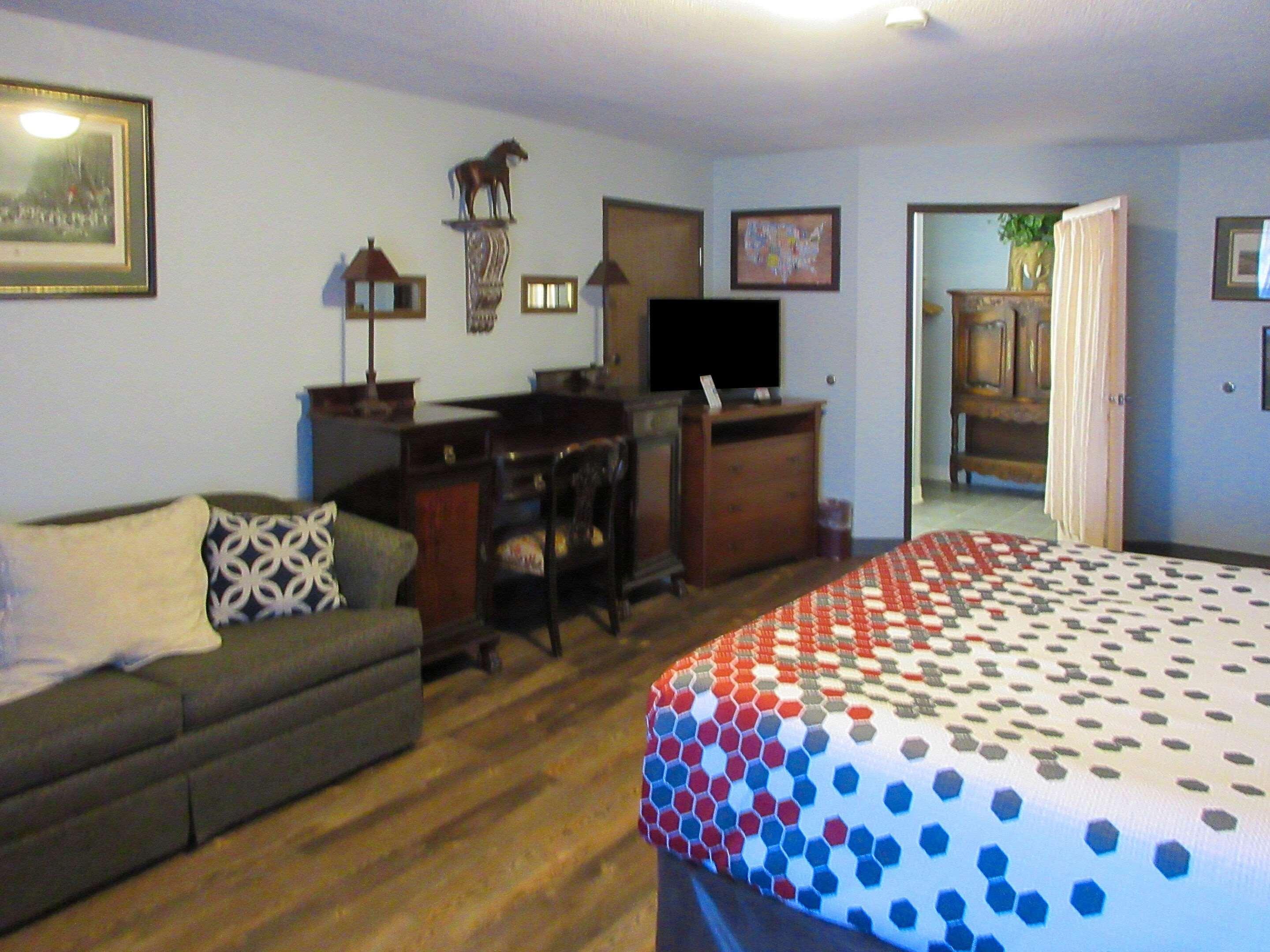 Quality Inn & Suites Manitou Springs At Pikes Peak Exterior foto
