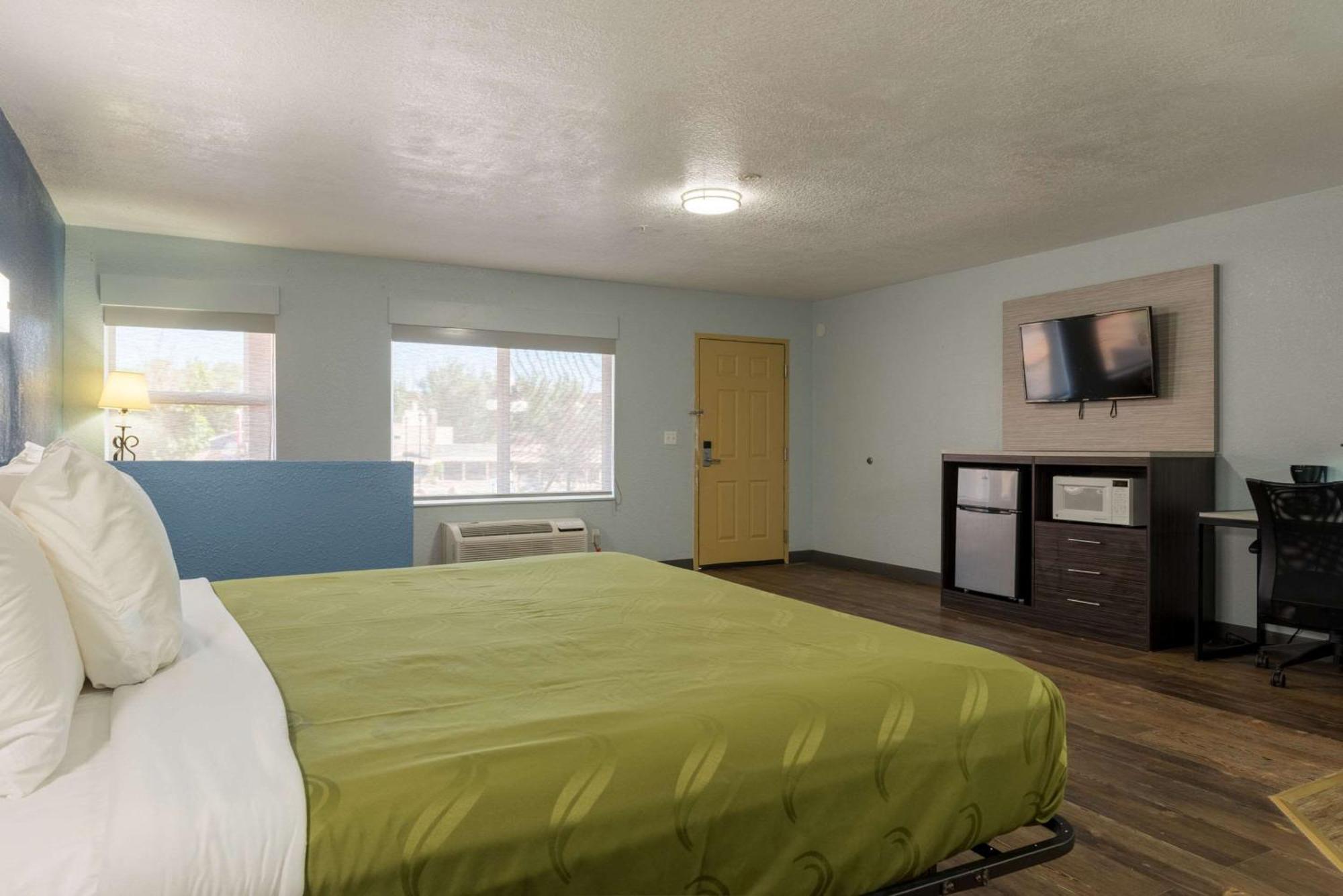 Quality Inn & Suites Manitou Springs At Pikes Peak Exterior foto