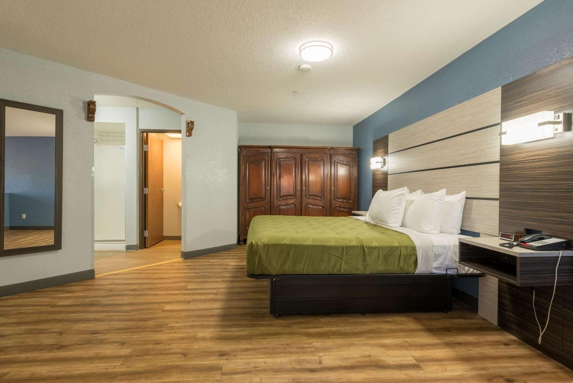Quality Inn & Suites Manitou Springs At Pikes Peak Exterior foto