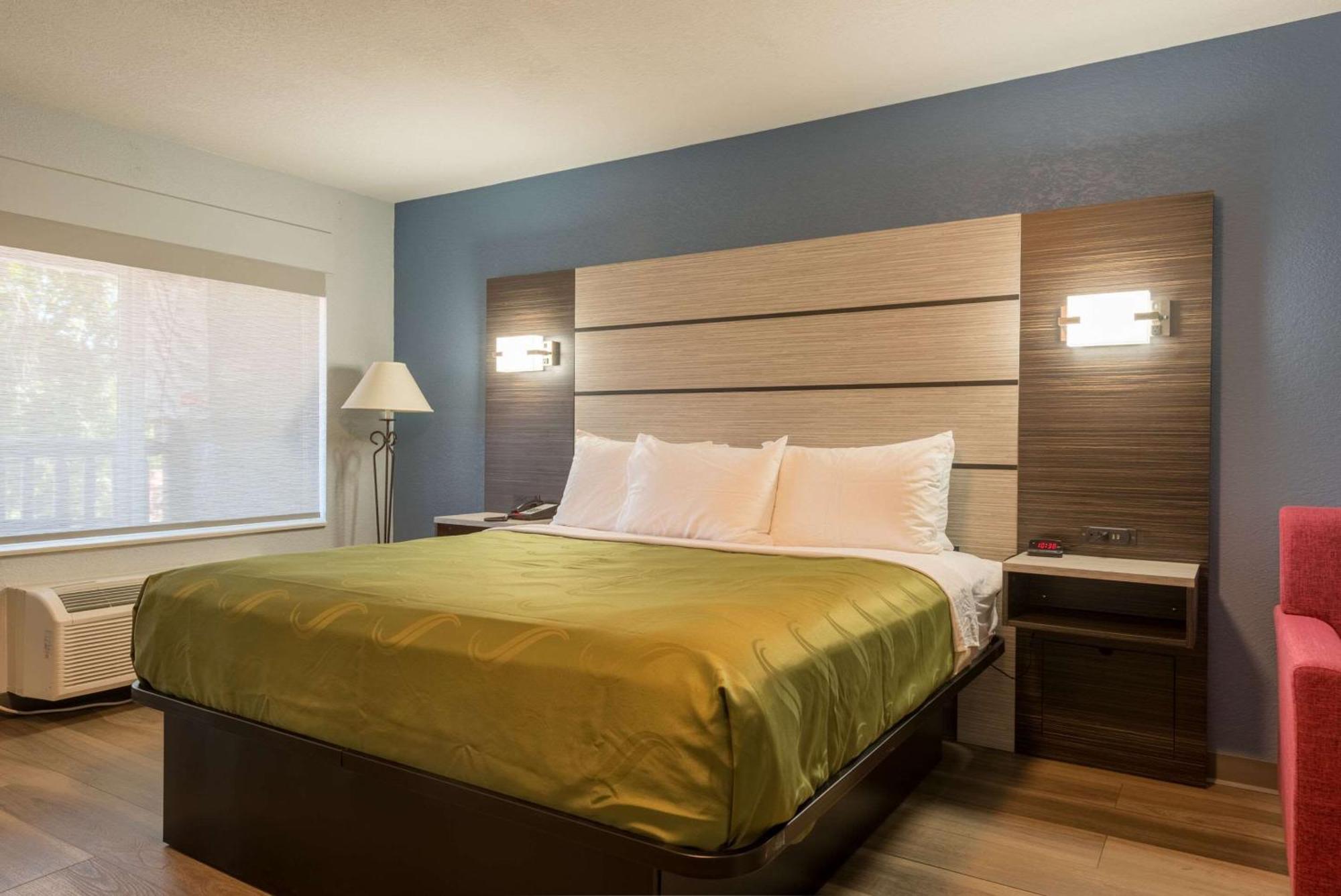 Quality Inn & Suites Manitou Springs At Pikes Peak Exterior foto